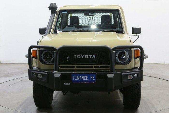 2025 Toyota Landcruiser GXL