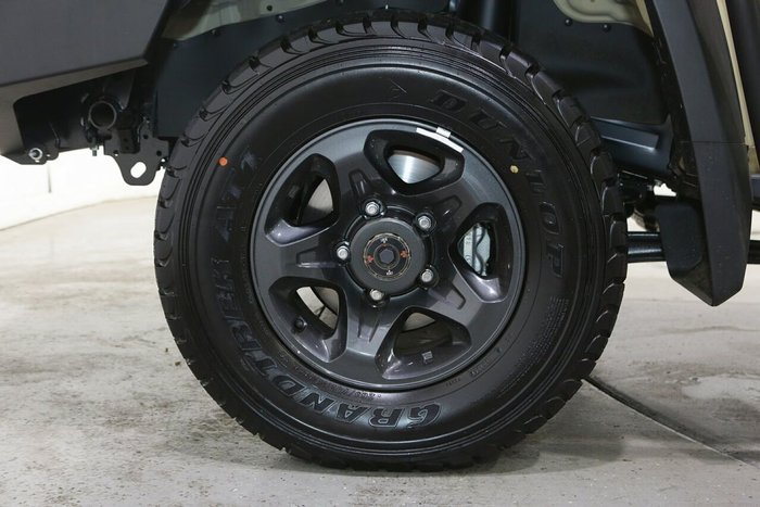 2025 Toyota Landcruiser GXL