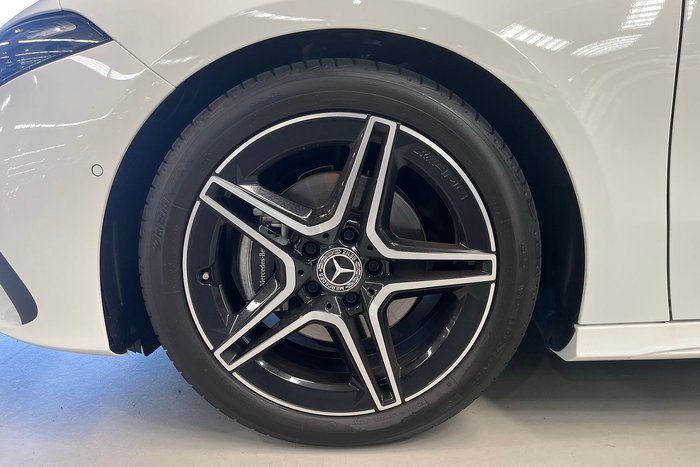 2025 Mercedes-Benz A-Class A200