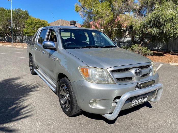 2008 Toyota Hilux SR5 GGN15R MY08 4x2 Sterling Silver