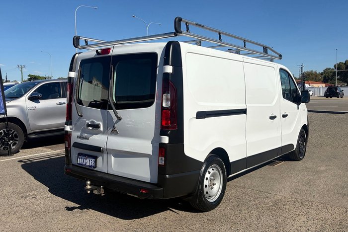 2020 Mitsubishi Express GLX+