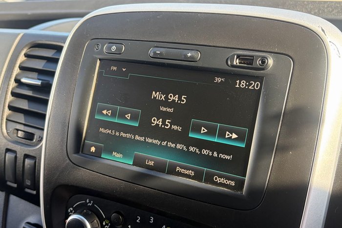 2020 Mitsubishi Express GLX+