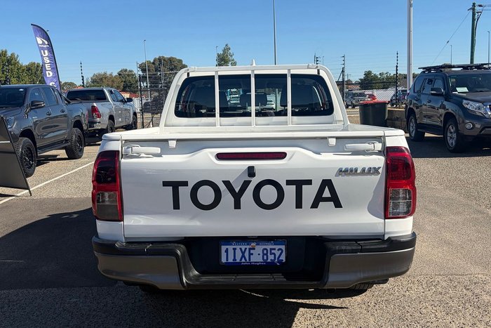 2022 Toyota Hilux Workmate