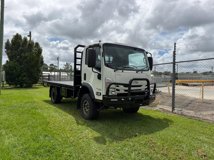 2025 Isuzu N Series NPS 75/45-155 White