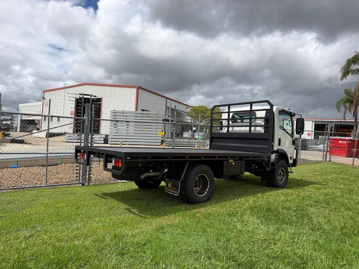 2025 Isuzu N Series NPS 75/45-155 White