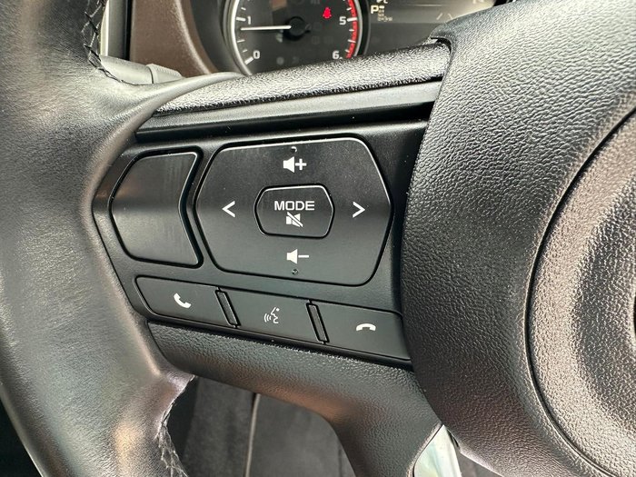 2023 Mazda BT-50 GT