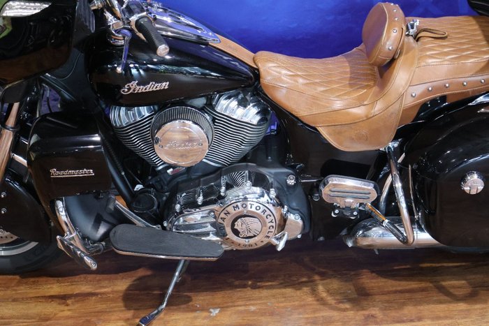 2016 Indian ROADMASTER BLACK