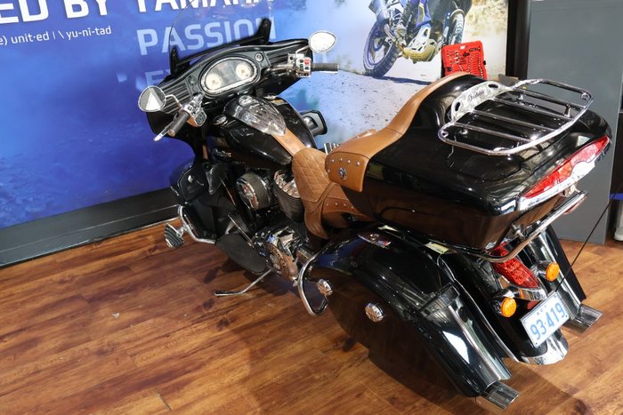 2016 Indian ROADMASTER BLACK