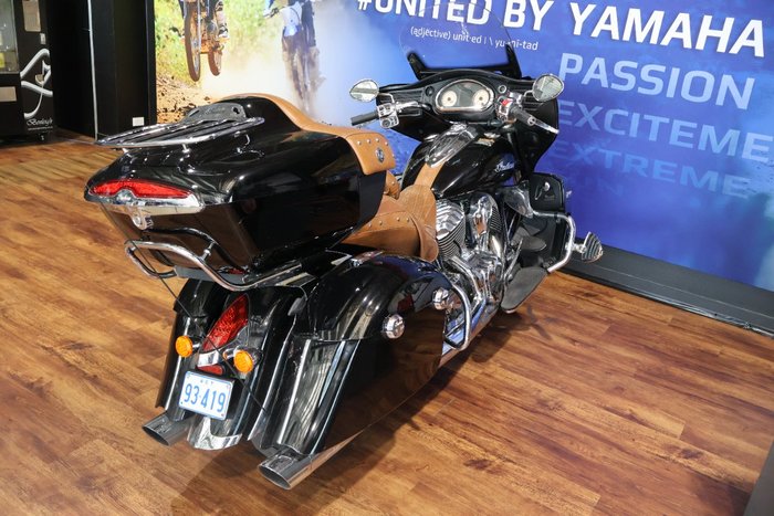 2016 Indian ROADMASTER BLACK