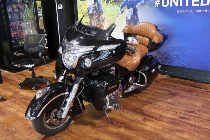 2016 Indian ROADMASTER BLACK