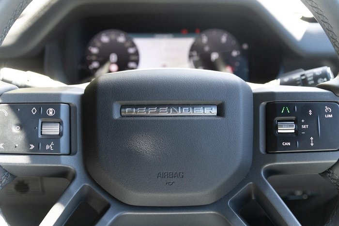 2025 Land Rover Defender 90 D250 S