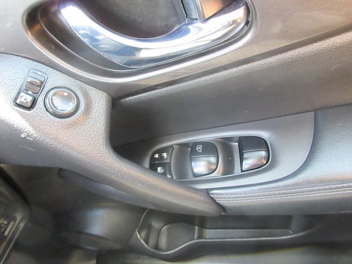 2020 Nissan X-TRAIL ST-L