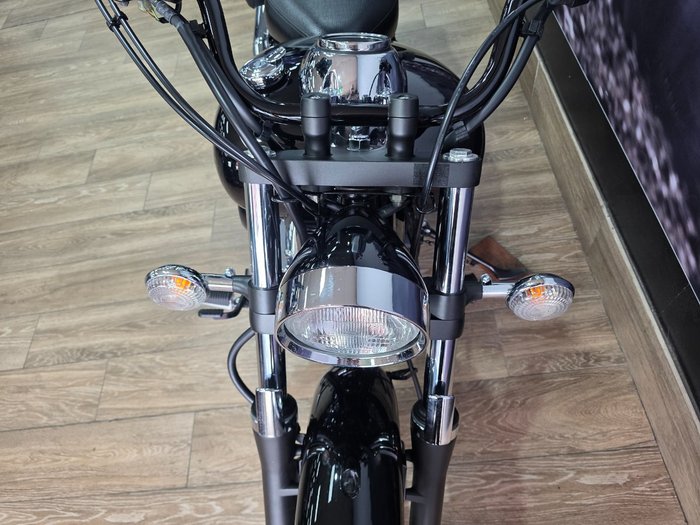 2018 Yamaha XVS650 V-STAR CUSTOM Black