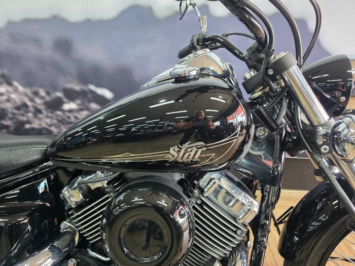 2018 Yamaha XVS650 V-STAR CUSTOM Black