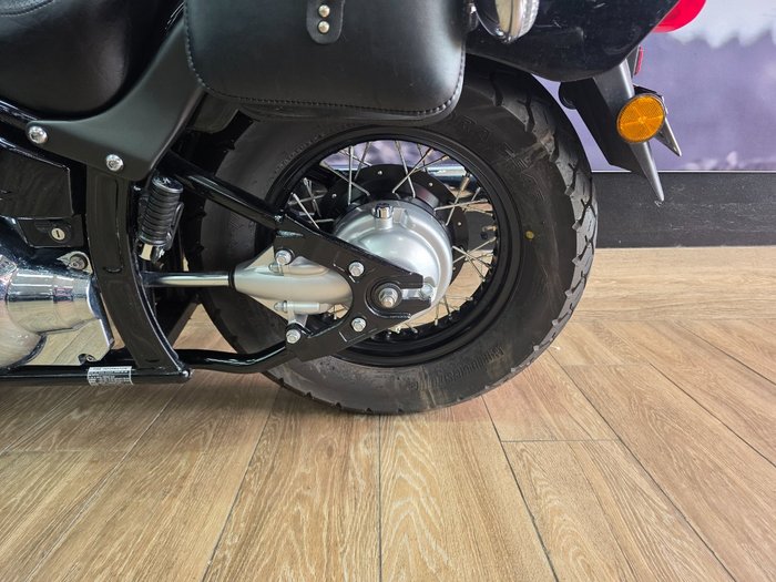 2018 Yamaha XVS650 V-STAR CUSTOM Black