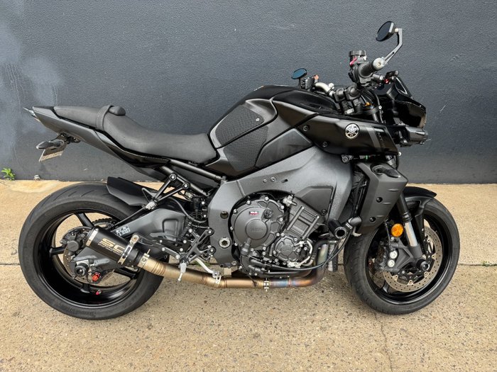 2022 Yamaha MT-10A BLACK