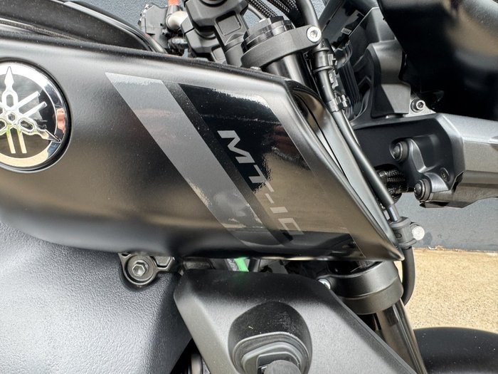 2022 Yamaha MT-10A BLACK