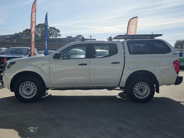 2021 Nissan Navara SL