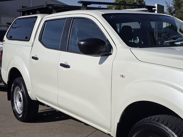2021 Nissan Navara SL
