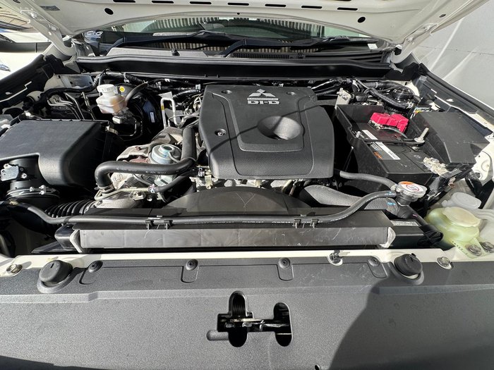 2017 Mitsubishi Pajero Sport GLX