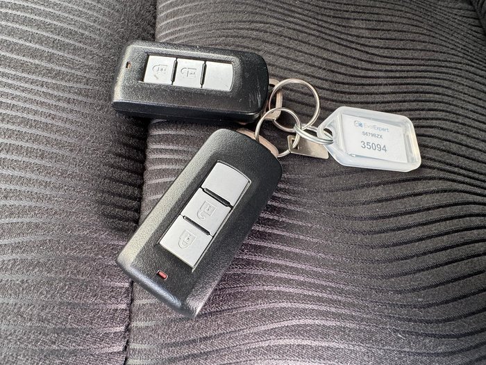 2017 Mitsubishi Pajero Sport GLX