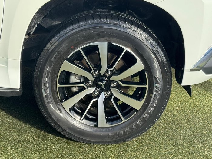 2017 Mitsubishi Pajero Sport GLX