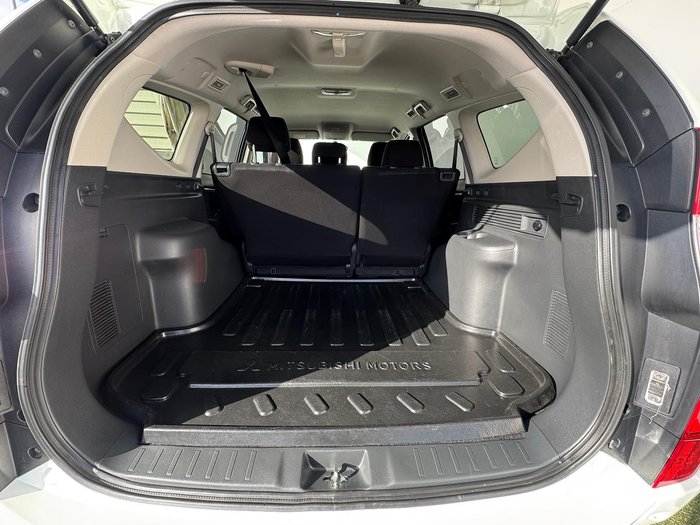 2017 Mitsubishi Pajero Sport GLX