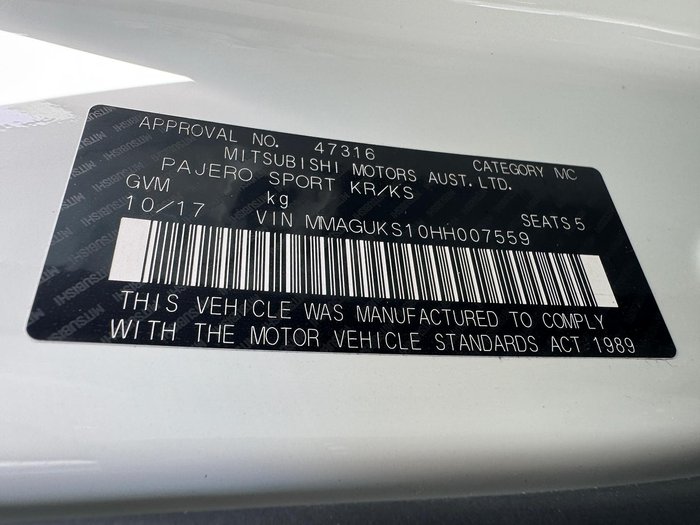 2017 Mitsubishi Pajero Sport GLX