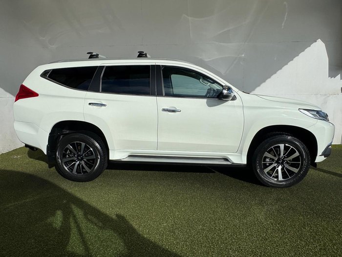 2017 Mitsubishi Pajero Sport GLX