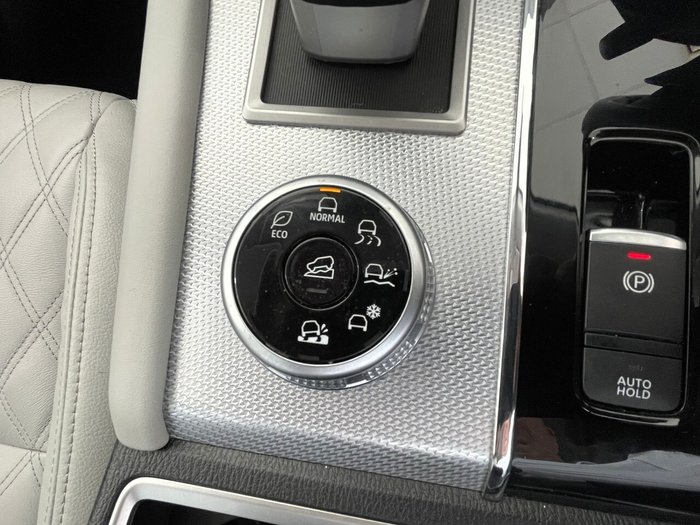 2022 Mitsubishi Outlander Exceed