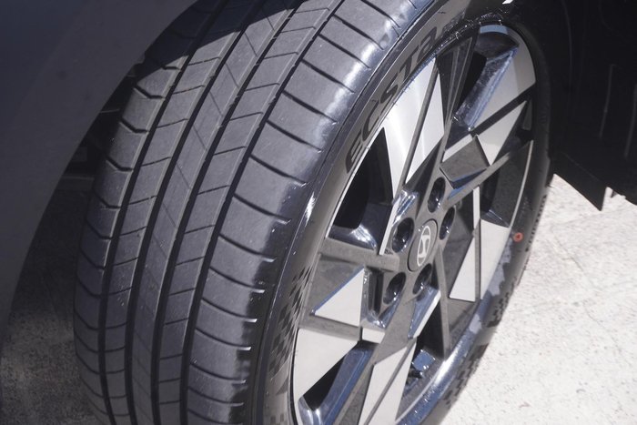 2025 Hyundai Kona Hybrid Premium