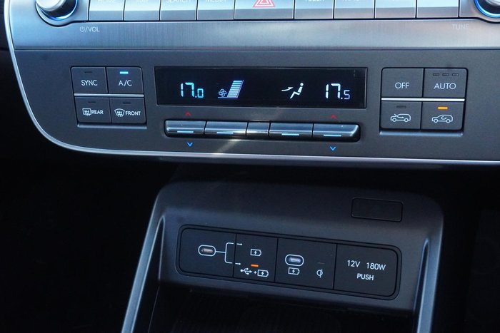 2025 Hyundai Kona Elite