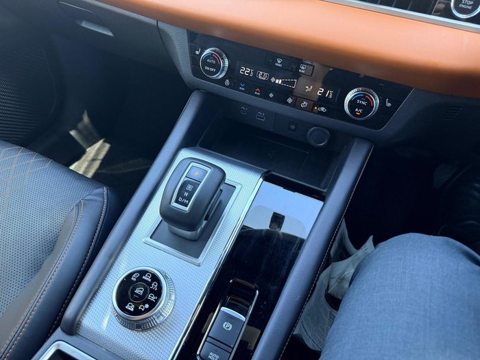 2023 Mitsubishi Outlander Exceed Tourer