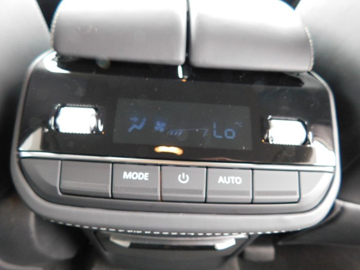 2026 LDV D90 Executive