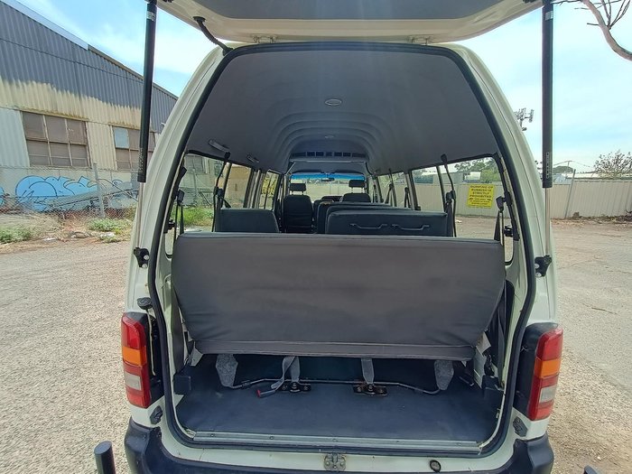 2000 Toyota Hiace Commuter RZH125R French Vanilla