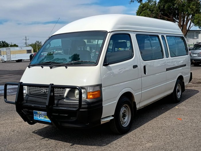 2000 Toyota Hiace Commuter RZH125R French Vanilla