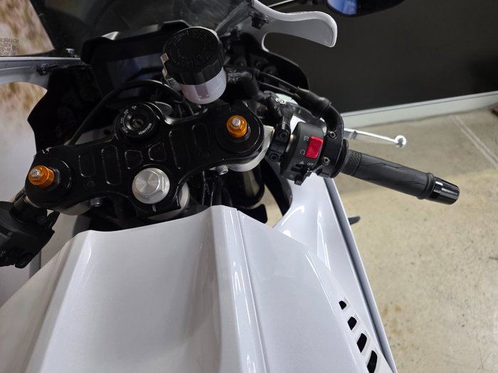 2023 Yamaha YZF-R7LA WHITE