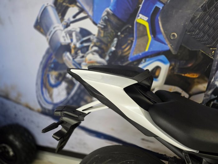 2023 Yamaha YZF-R7LA WHITE