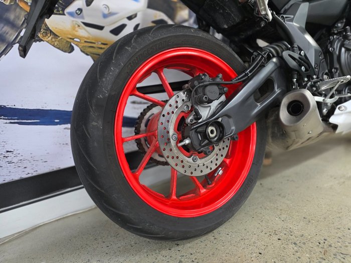 2023 Yamaha YZF-R7LA WHITE