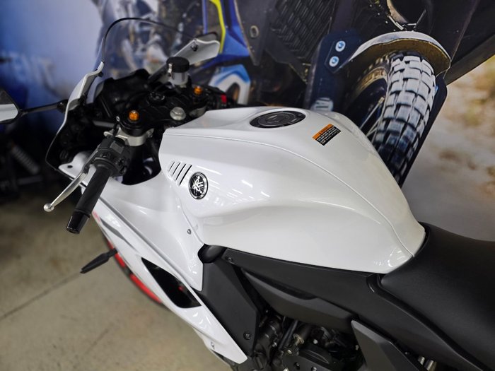 2023 Yamaha YZF-R7LA WHITE