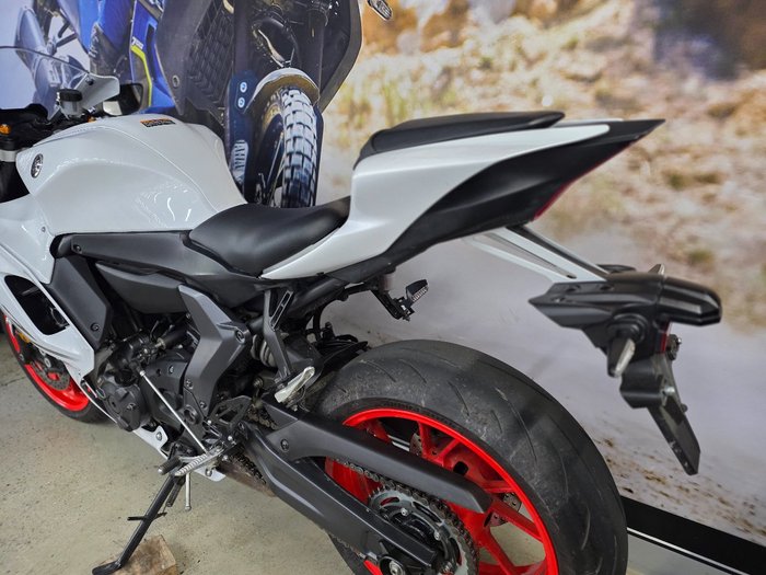 2023 Yamaha YZF-R7LA WHITE