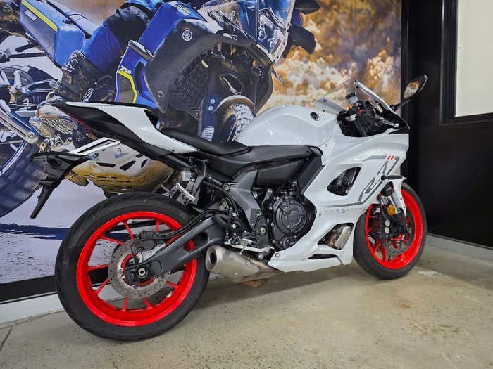 2023 Yamaha YZF-R7LA WHITE