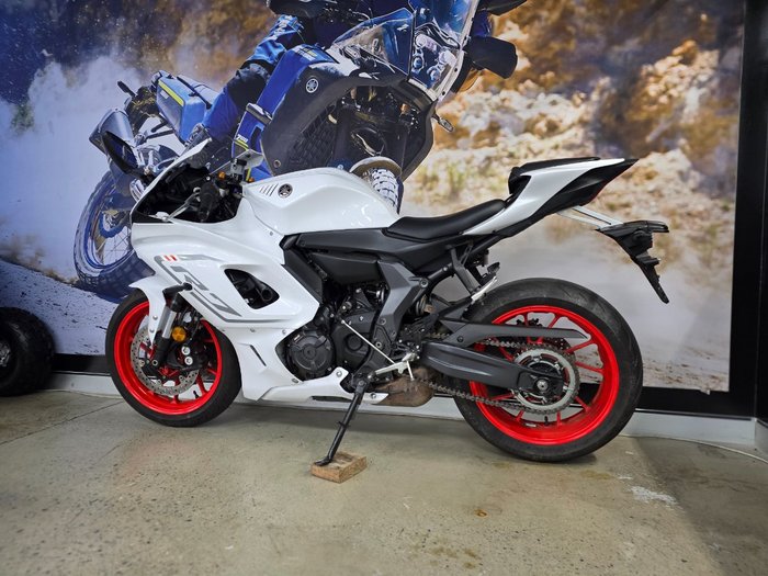 2023 Yamaha YZF-R7LA WHITE