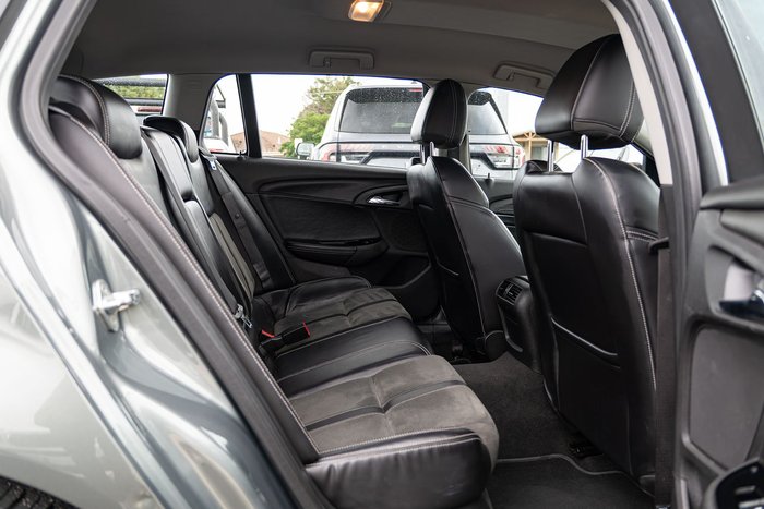 2016 Holden Commodore SV6