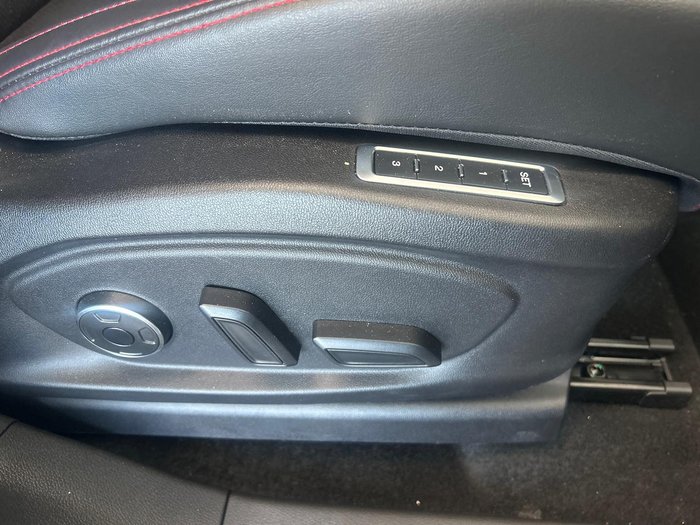 2025 Foton Tunland V9-S P4 MY25 4X4 Dual Range Phantom Black