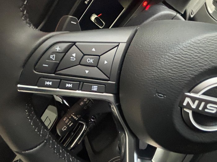2025 Nissan JUKE Ti F16 MY25 Ceramic Grey 2-tone with Black roof