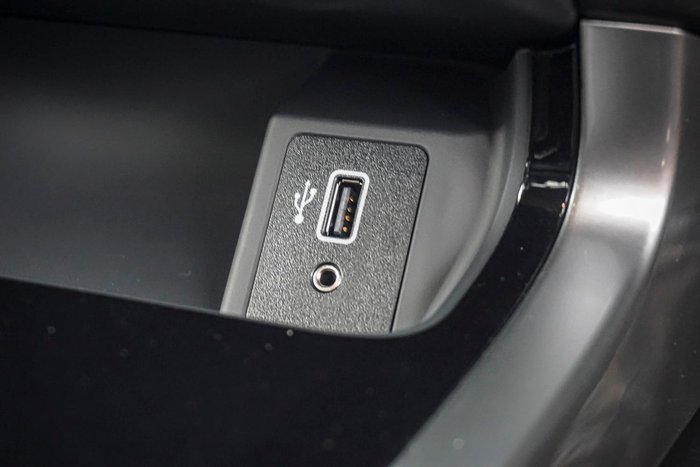 2025 Nissan Navara ST-X