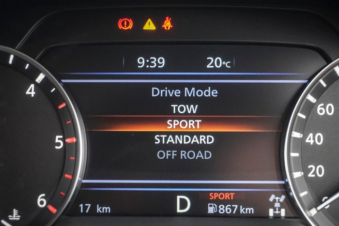 2025 Nissan Navara ST-X