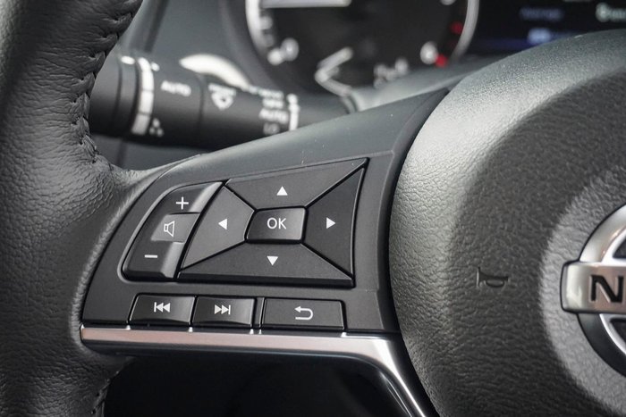 2025 Nissan Navara ST-X