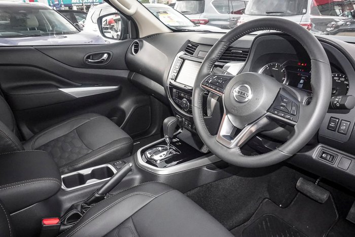 2025 Nissan Navara ST-X